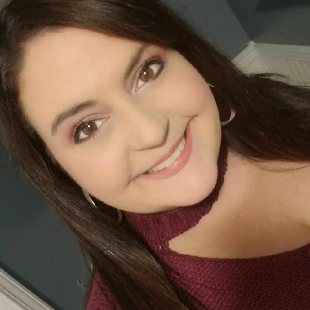 Meet your Posher, Kelly